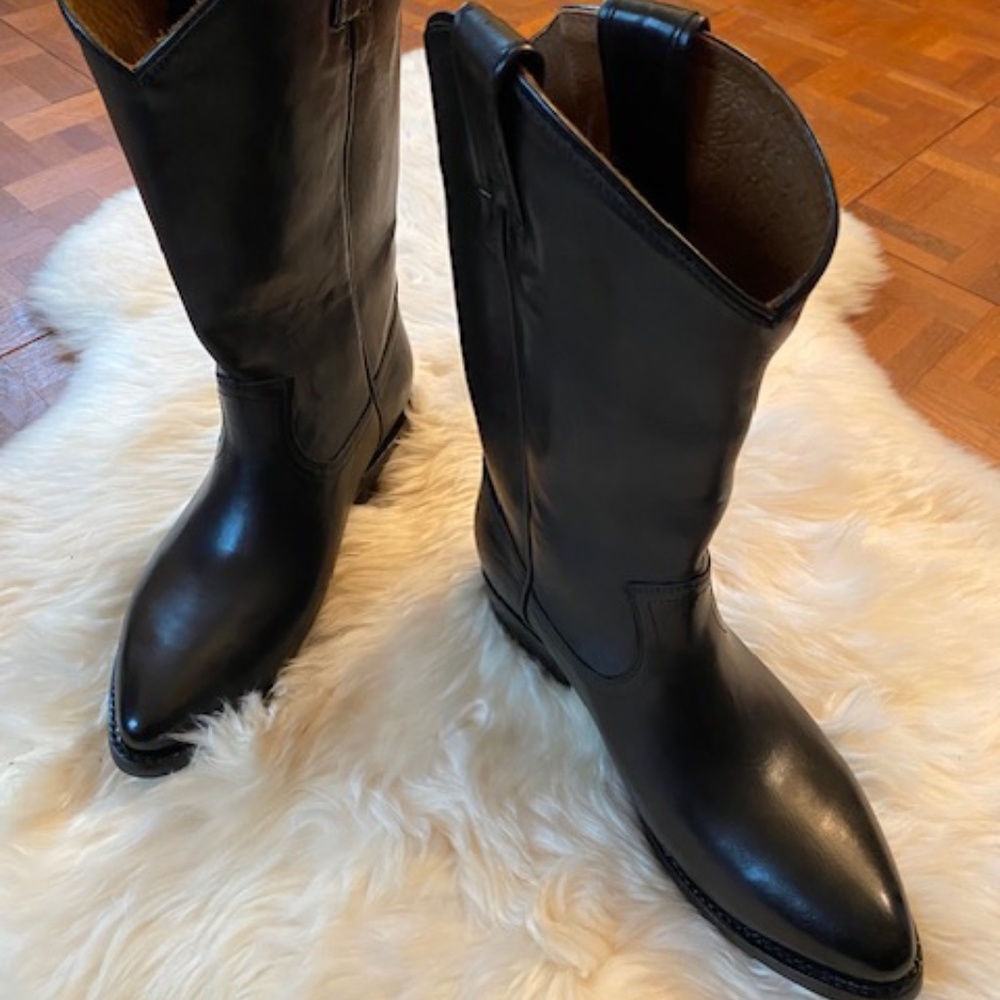 Frye Billy Pull On